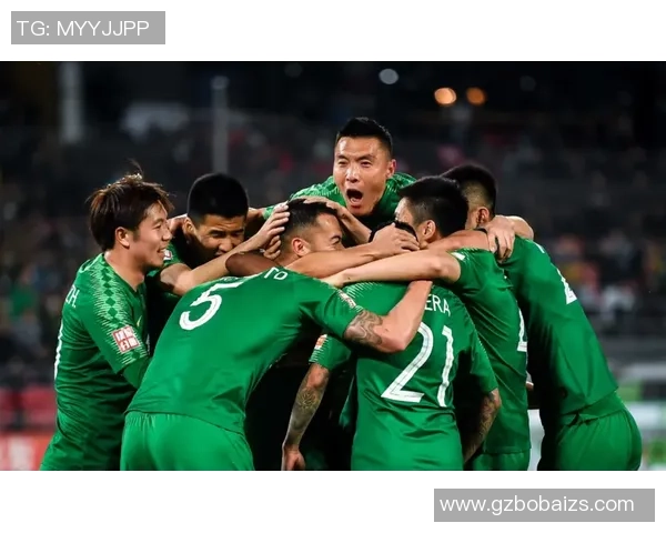 上海羽毛球队以84分稳居精英赛积分榜首位展现强劲实力